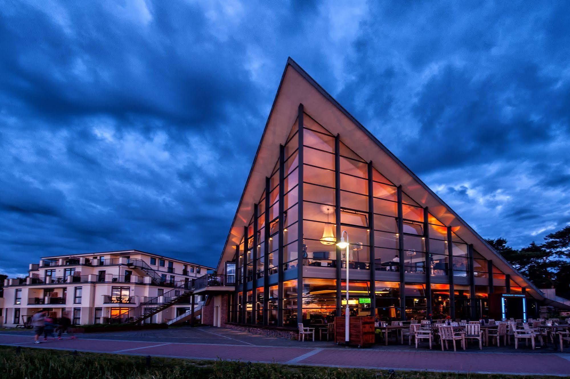 Aparthotel Ostseeperle Glowe - Schoen Gestrandet Exterior photo